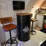 Apartment Tiny Studio, Rustic Style, Historic Center *