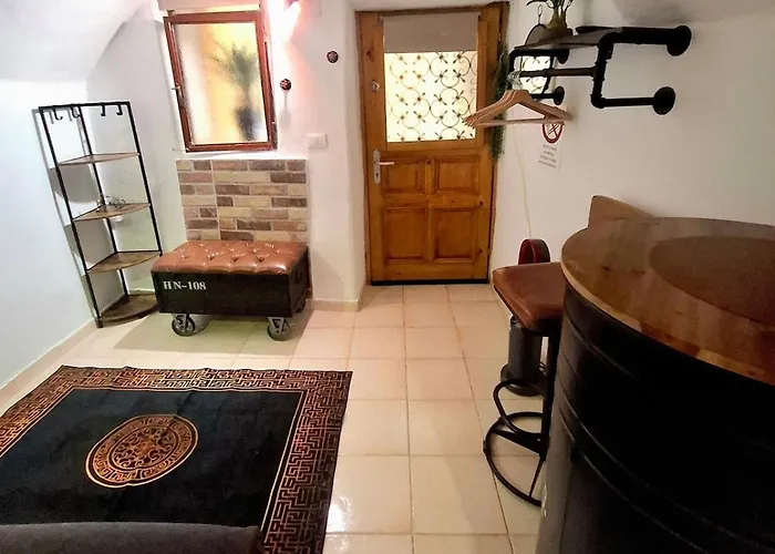 Tiny Studio, Rustic Style, Historic Center *