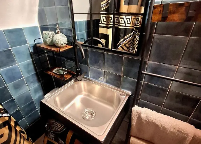 Tiny Studio, Rustic Style, Historic Center Daire Sanremo